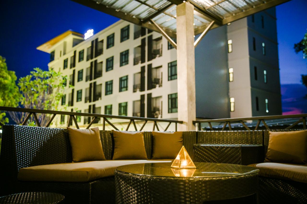 Triple Z Hotel HHQ Exterior foto