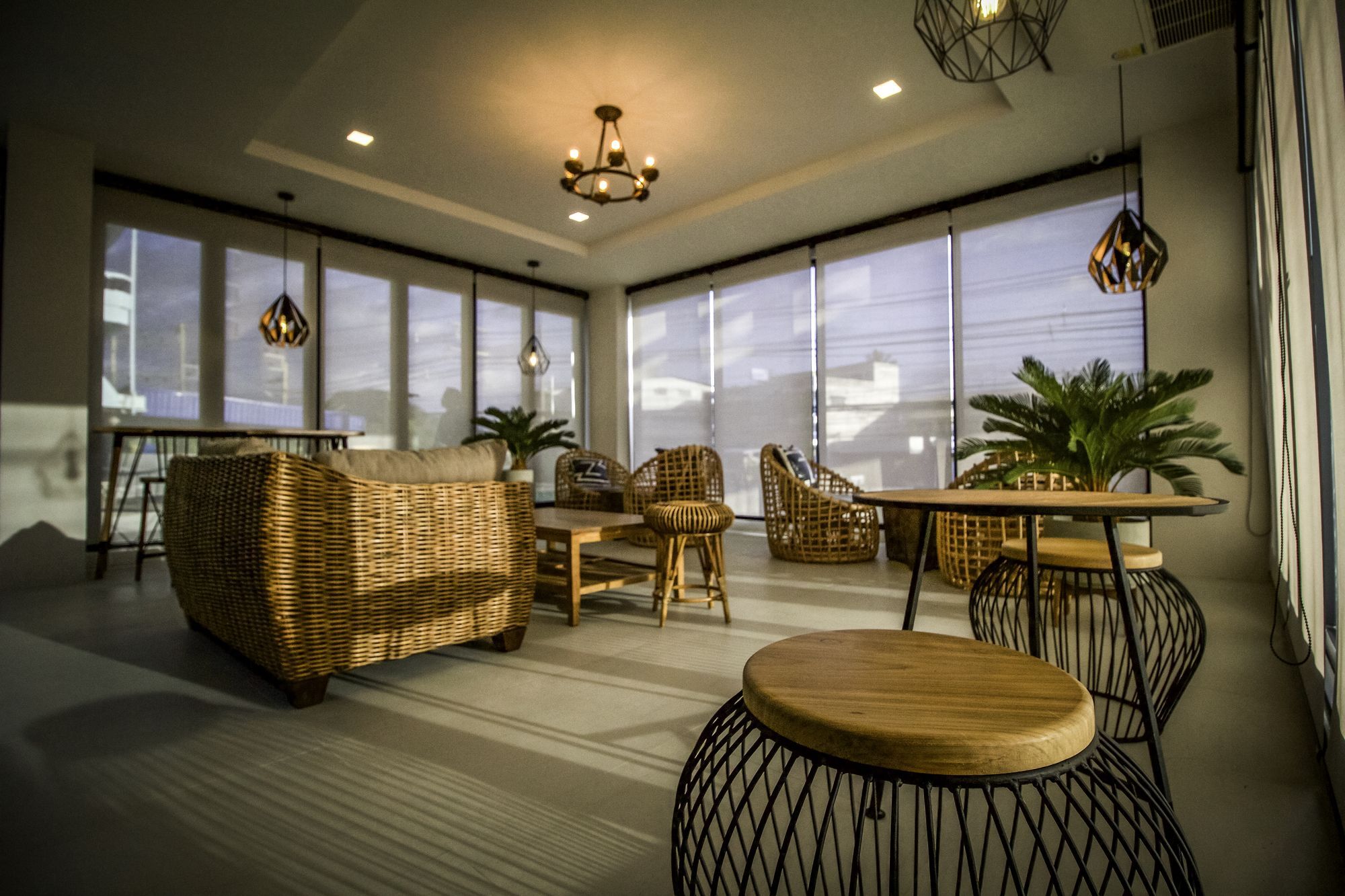 Triple Z Hotel HHQ Exterior foto